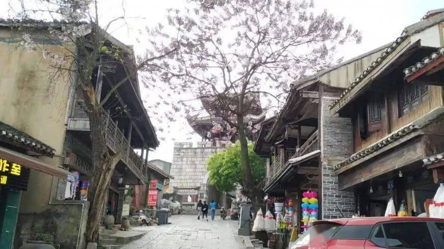 憨豆先生找小熊